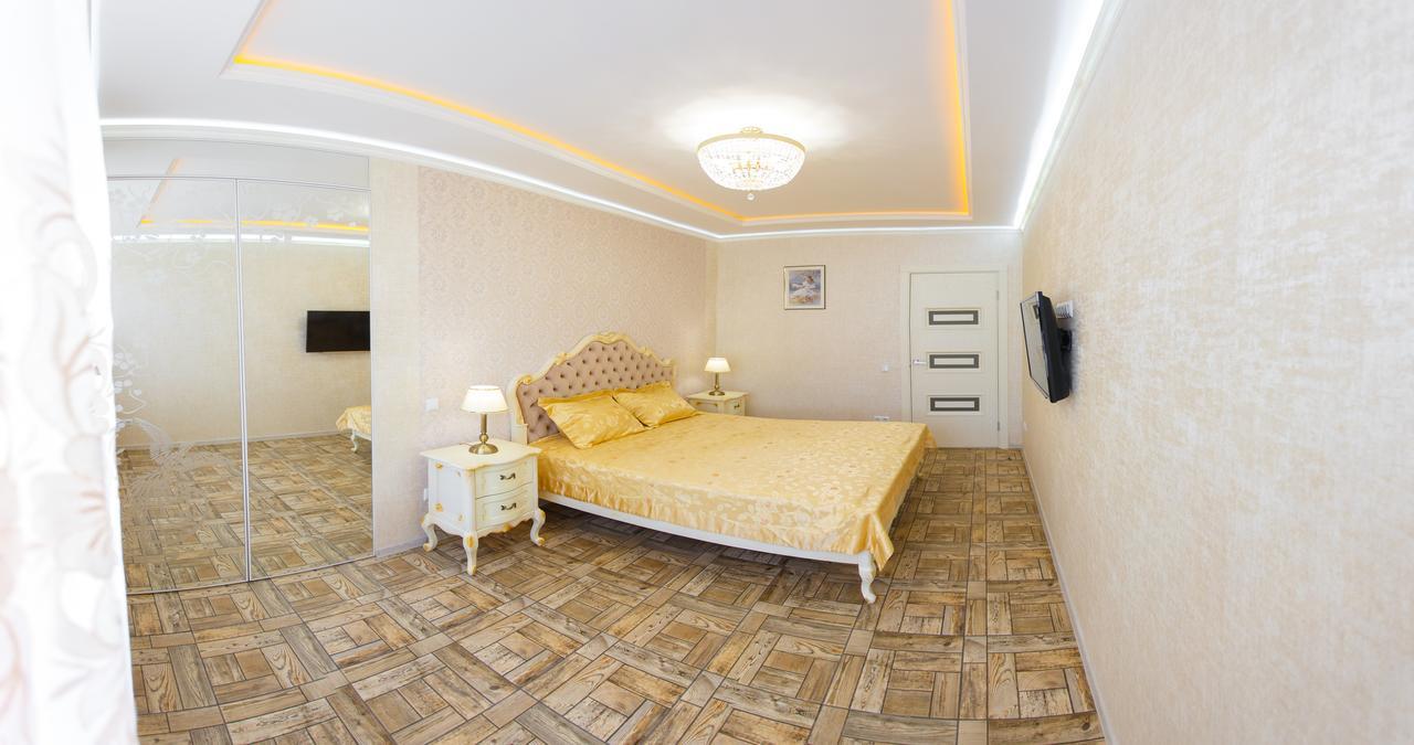 Apartment Near Railway Station Kiev Exteriör bild