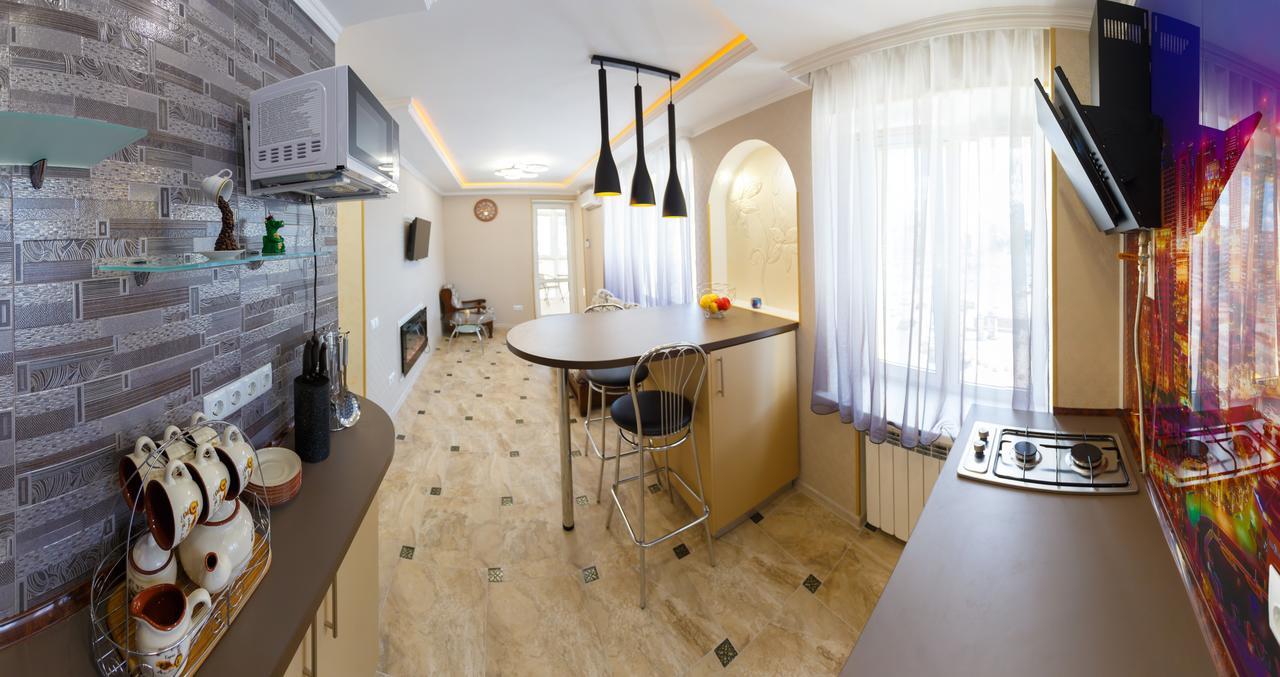 Apartment Near Railway Station Kiev Exteriör bild