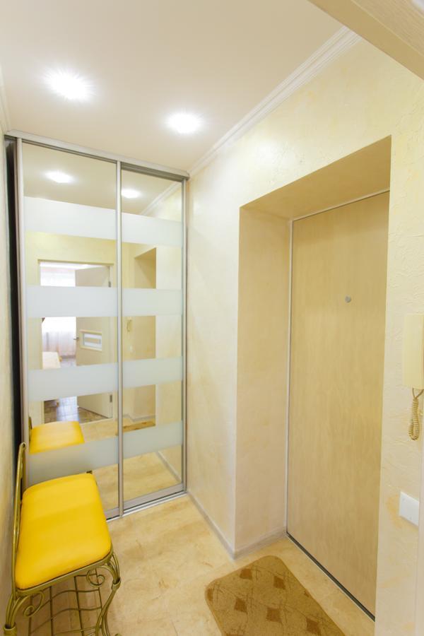 Apartment Near Railway Station Kiev Exteriör bild
